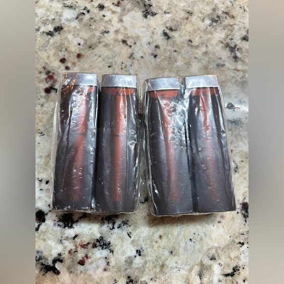 New Maybelline 650 Nude Embrace Matte Lipstick Set 4 Bundle - Picture 4 of 4